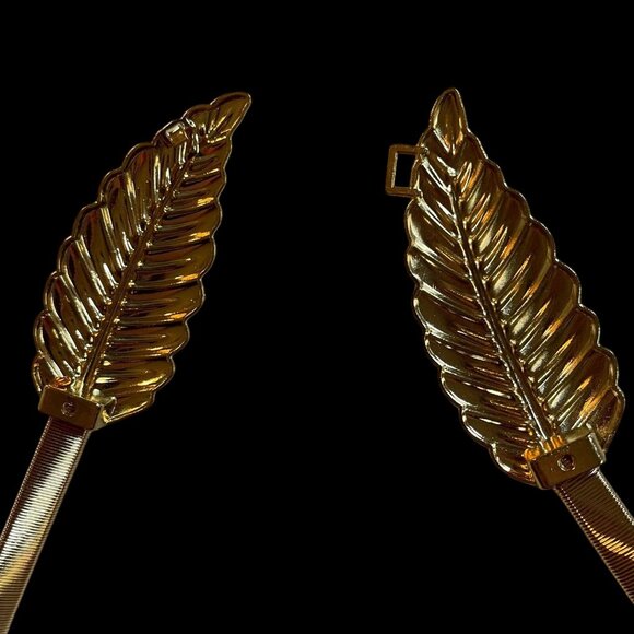 Gold-Plated Retro Metal Leaf Design Belt With Adjustable Stretch Fit - Picture 3 of 6